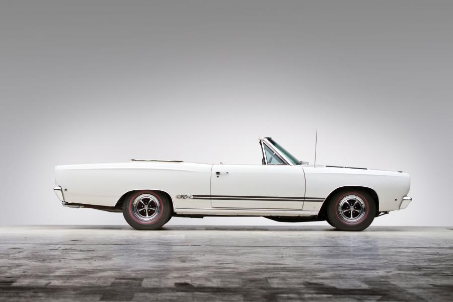  Plymouth GTX Convertible 1968 года  (фото 16 из 24)